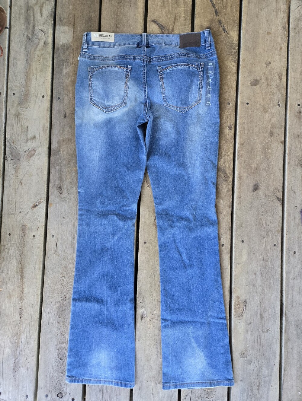 Brand New!! NWT Maurices Stretchy Distressed Denim Jeans Size 7/8 - Picture 6 of 8